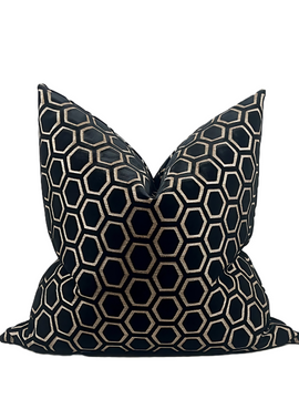 BlackHoneycomb